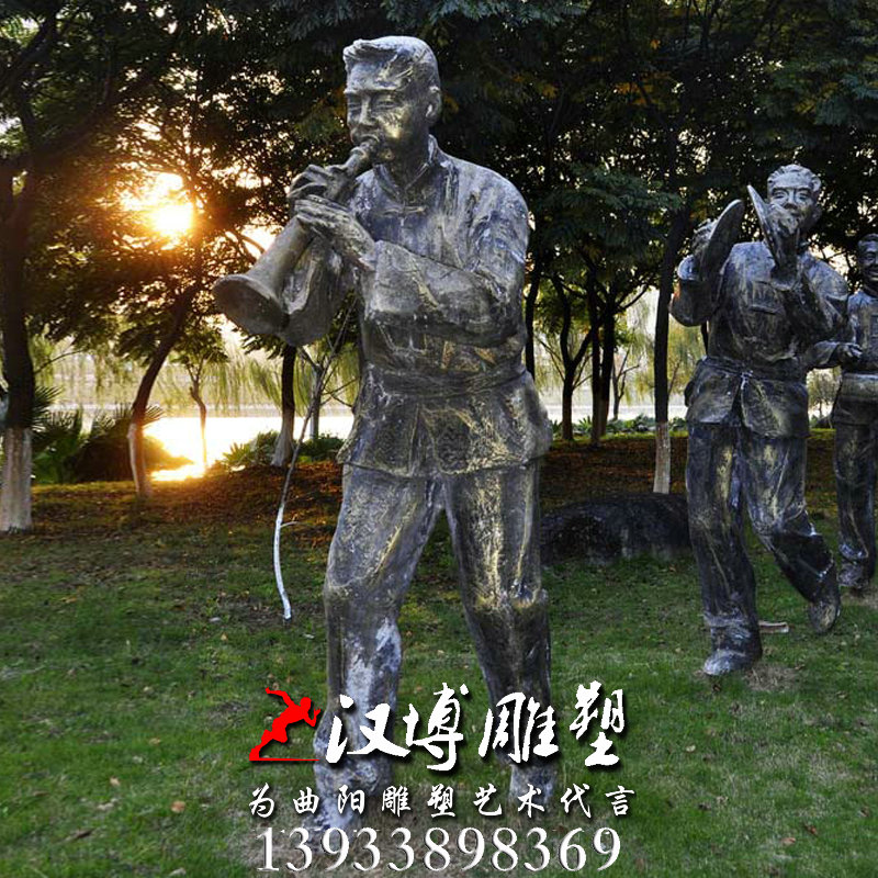 吹唢呐人物雕像,广场铜雕,户外园林雕塑