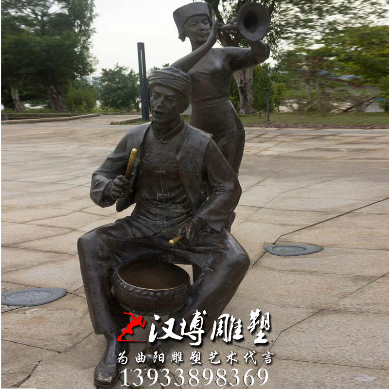 打鼓吹唢呐人物雕像,玻璃钢铜雕,民俗民风雕塑