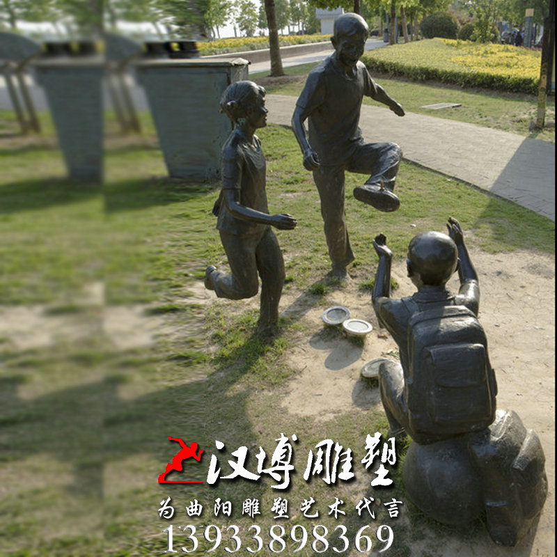 踢毽子人物雕像,玻璃钢铜雕,童趣主题雕塑