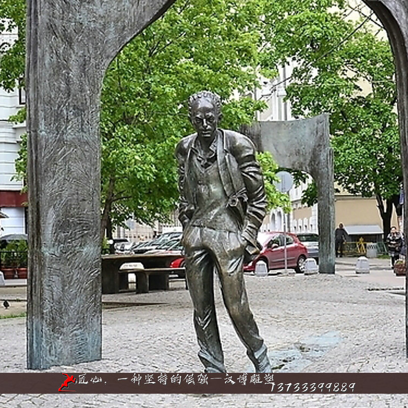 铸铜雕塑,奥库贾瓦铜像,黄铜人物雕像