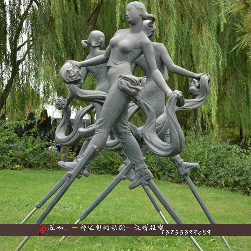 铸铜人物雕像,踩高跷铜雕,铸铜雕塑厂家
