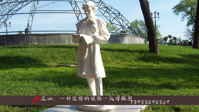 铸铜雕塑,人物雕像,校园读书铜雕